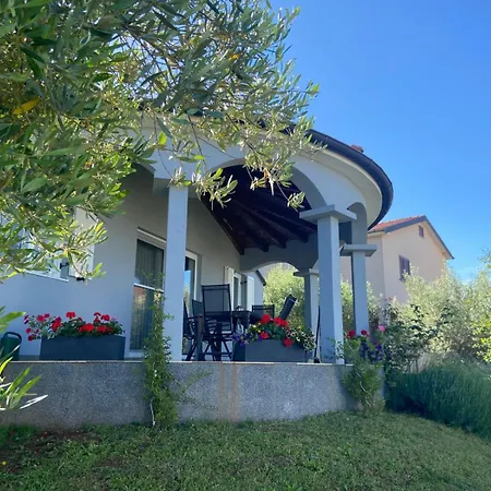 Holiday Home Mihaela Visnjan Exterior photo
